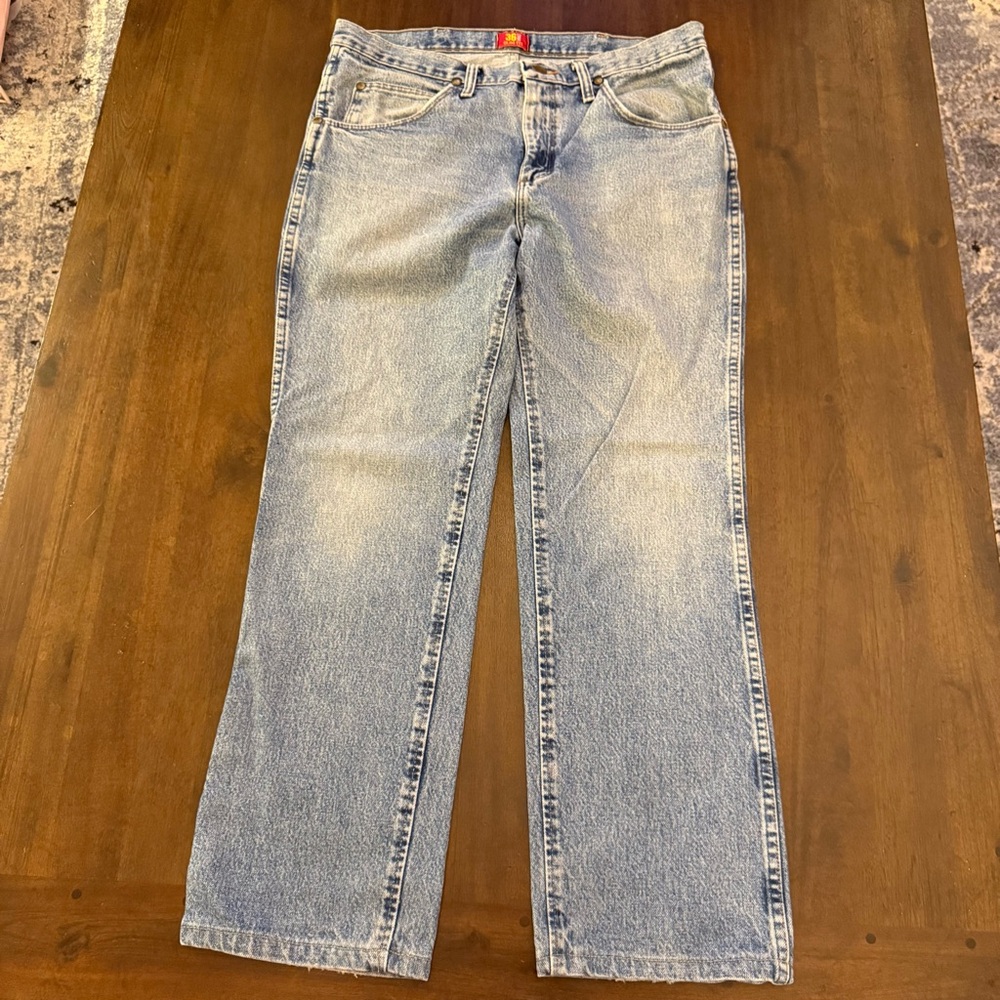 Wrangler Classic Denim Cowboy Cut Relaxed Fit‎ Jeans 36MWZSW